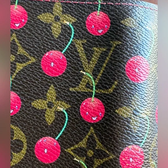 LV Takashi Murakami Cerises Agenda PM - Picture 11 of 14